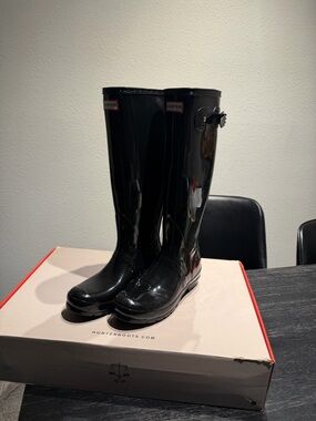 🇺🇸🎉Hunter Black Gloss Knee-High Rain Boots with Side Buckle